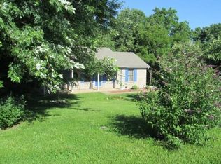 100 Hutchins Ln, Bardstown, KY 40004