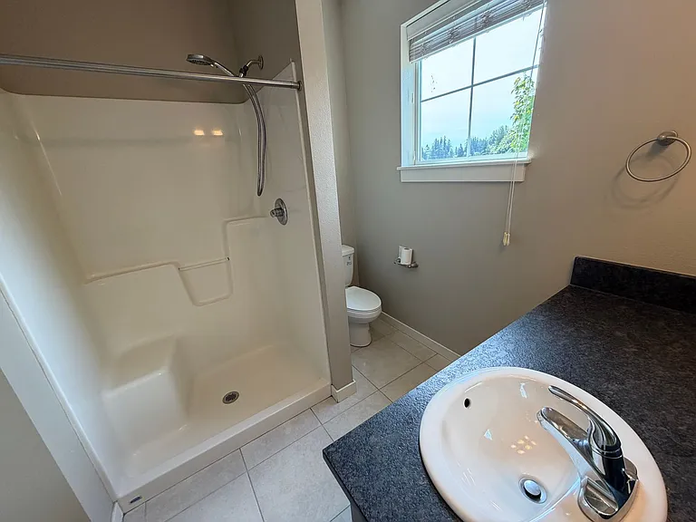 10460 SW Wilsonville Rd #6 — Photo 13