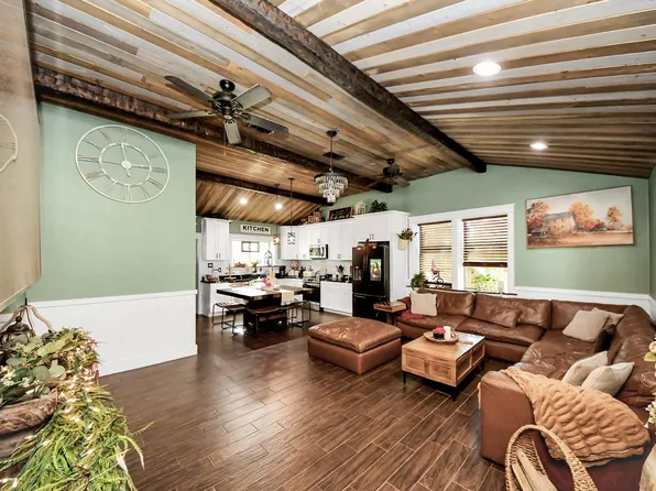 20202 River Ridge Dr, Porter, TX 77365