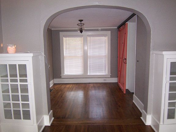 3rd image of 690 Dickinson St
