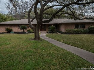 210 Prinz Dr, Castle Hills, TX 78213