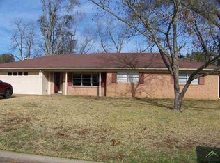 810 Circle Dr, Jacksonville, TX 75766