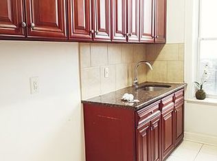 39-46 27th St APT 2C, Long Island City, NY 11101