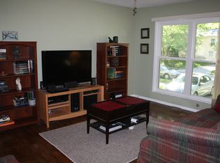 9513 Booth Ave, Kansas City, MO 64134