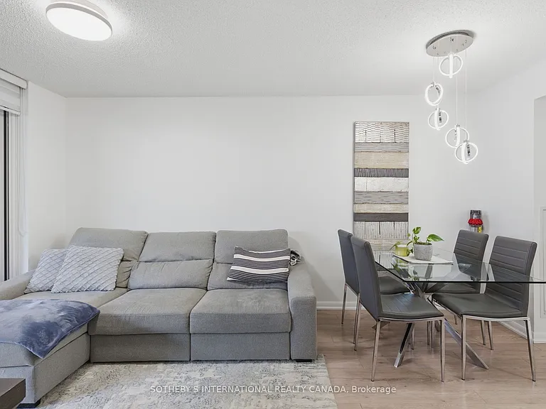 800 Lawrence Ave W #304 — Photo 8