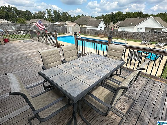 5th image of 10750 Bent Brook Dr