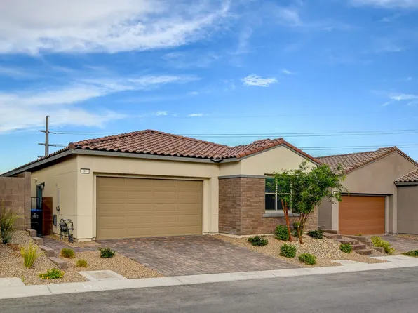 94 Nine Mile Creek Dr, Las Vegas, NV 89138