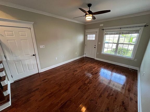 4th image of 1731 Stone Castle Dr NE