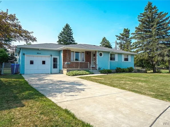 7 Christopher Dr, Buffalo, NY 14224