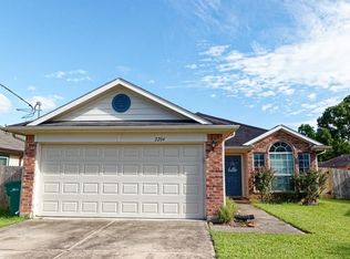 2204 Shady Pine Dr, Conroe, TX 77301