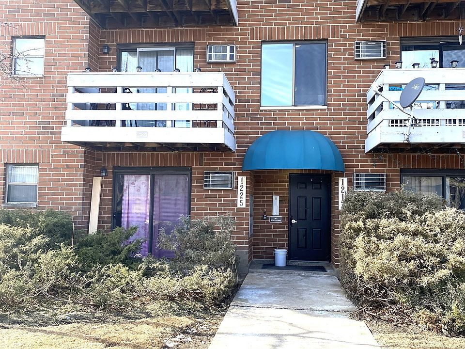 1st image of 1225 N Winslowe Dr Unit 301