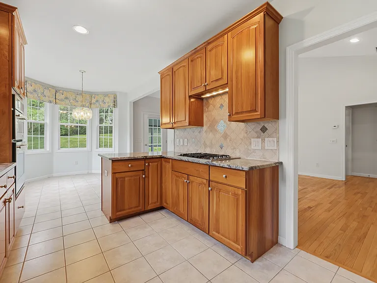 39 Brook Ln — Photo 26