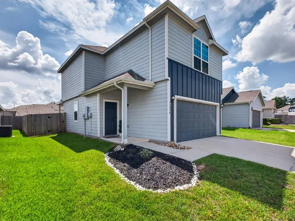 14040 Lamprey Dr, Conroe, TX 77384