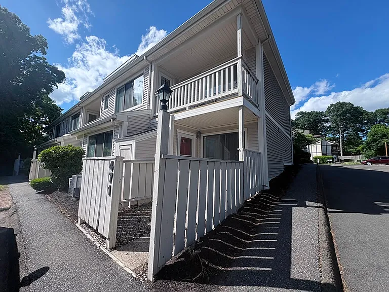 471 Whalley Ave #FF — Photo 13
