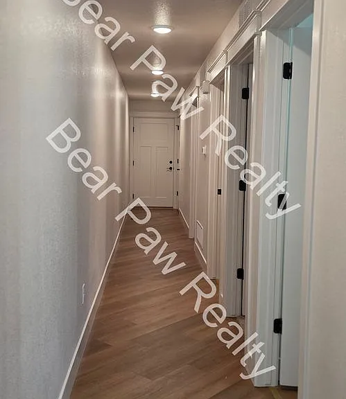 1026 Center Dr — Photo 20