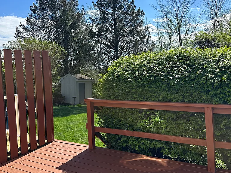 652 Park Ridge Dr — Photo 22