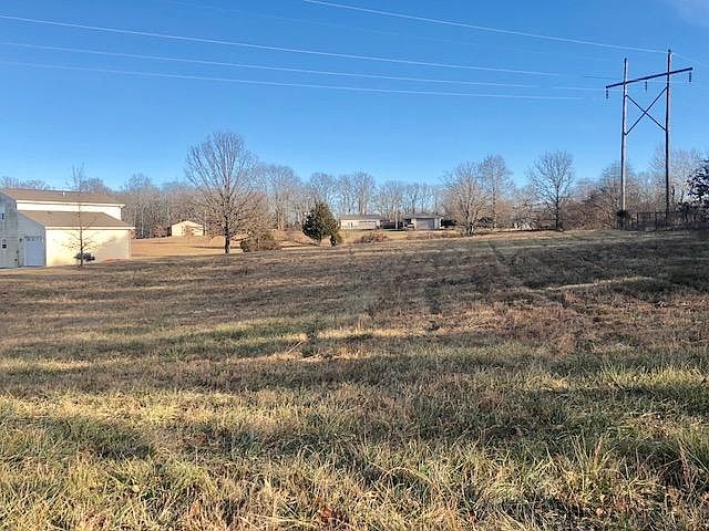 2nd image of 6876 Private Road 4361