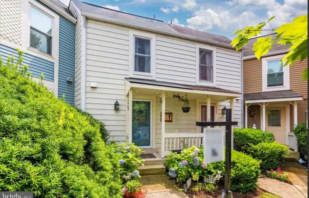 2 bed, 2.5 bath, 1224 sqft, $2,900 — Photo 1
