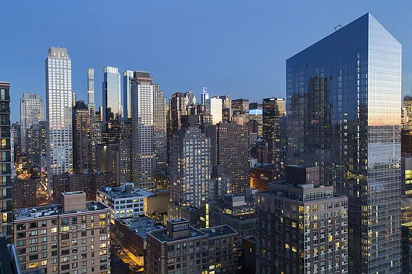 Sold by BLU Real Estate | media 10