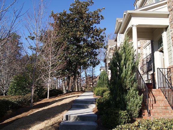 3rd image of 2089 Wylmoor Way SE