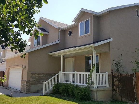 2nd image of 12542 Stonebridge Cir