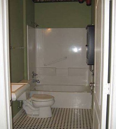 2nd Bathroom