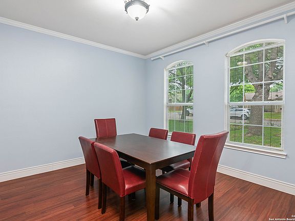 5th image of 3147 PRESTON HALL DR