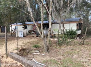 106 Keuka Rd, Interlachen, FL 32148