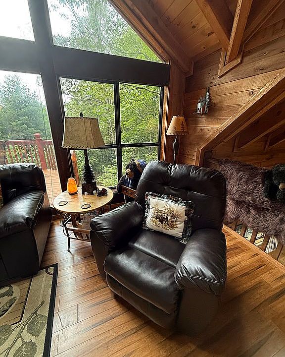 1st image of 219 Nantahala Dr