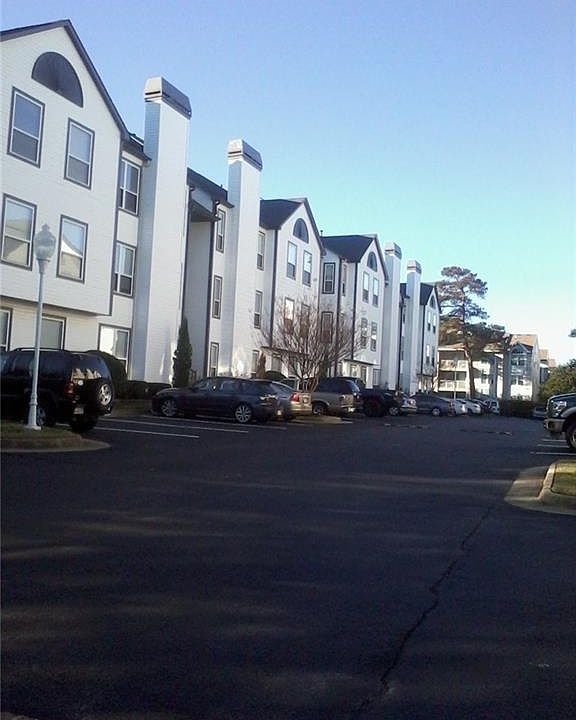 1st image of 3212 Jade Ct APT 103