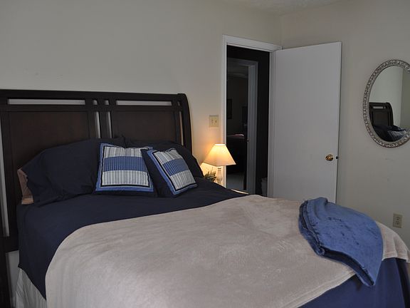 3rd image of 709 Whisperwood Dr