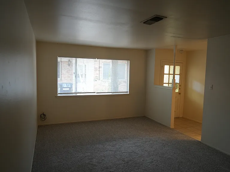 1712A Lawyer St #A — Photo 9