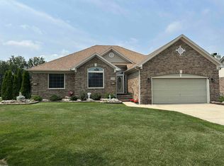 51959 Plum Creek Dr, Chesterfield, MI 48047