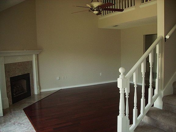 Living Room/Fireplace/Loft