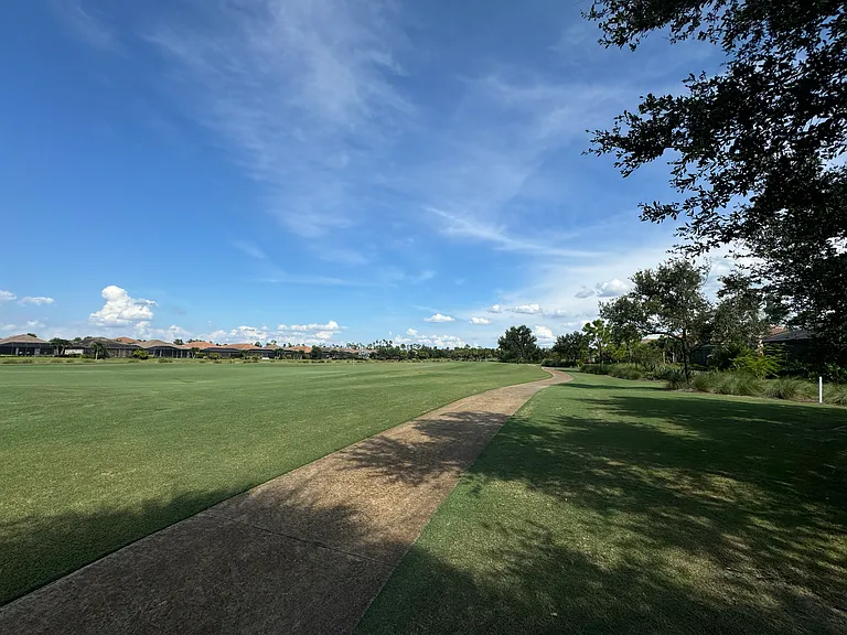 GOLF RIGHT_08212024
