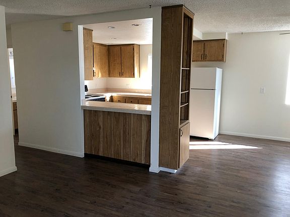 3rd image of 4724 30th St APT 1