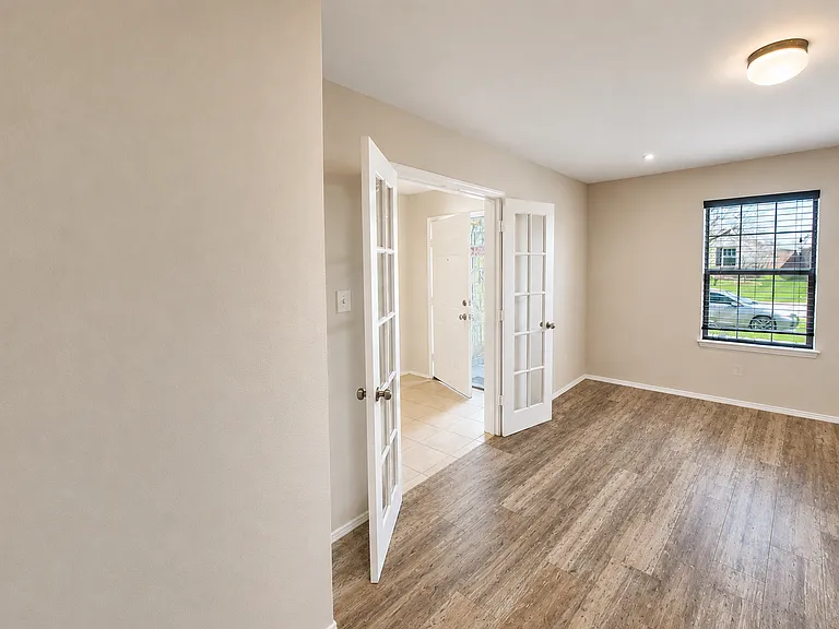 433 Magma Dr — Photo 5
