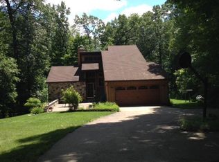 2325 Potters Rd, Ionia, MI 48846