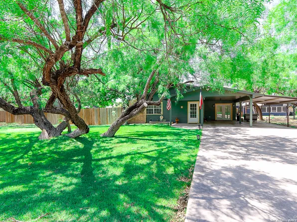 294 Airport, Brackettville, TX 78832