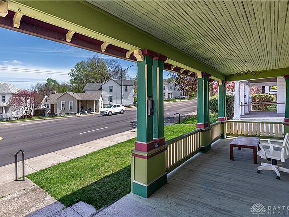 2nd image of 2135 Wayne Ave