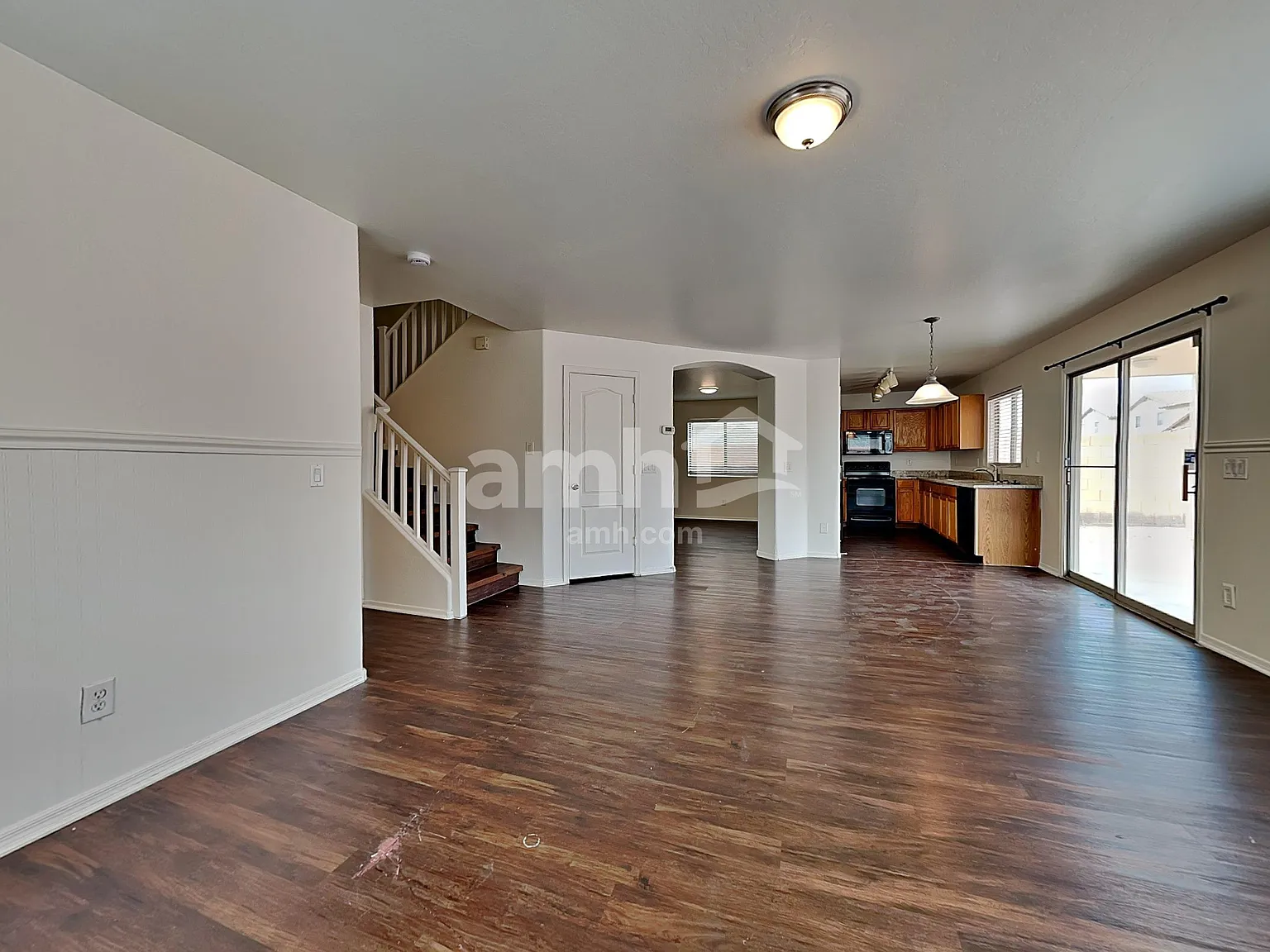 4 bed, 3.0 bath, 1965 sqft, $1,935 — Photo 4