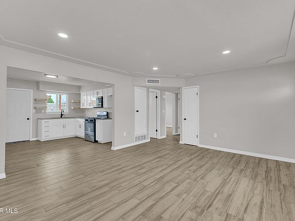 2nd image of 9240 Sorbonne Dr