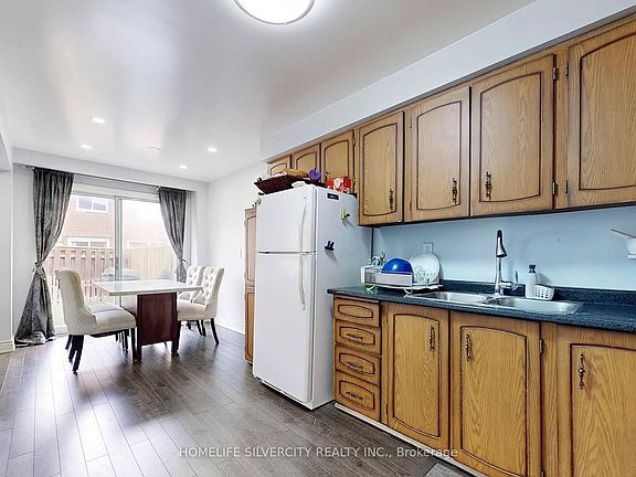 4th image of 7033 Netherbrae Rd #8