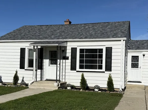 7733 38th AVENUE, Kenosha, WI 53142