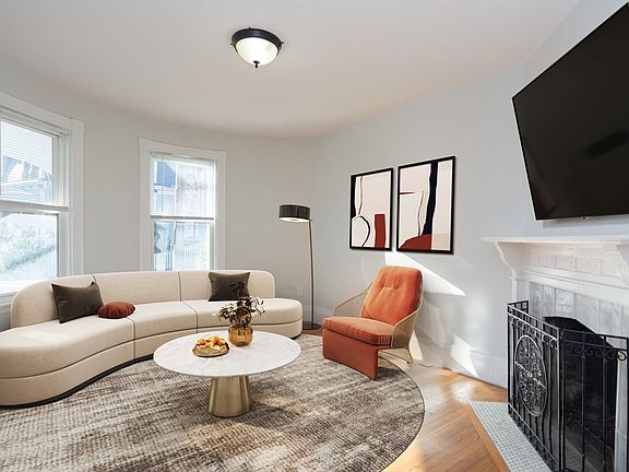 2nd image of 65-67 Pearl St #1