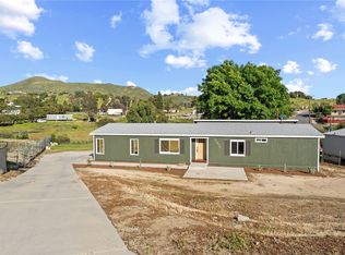 23878 Circle Dr, Canyon Lake, CA 92587