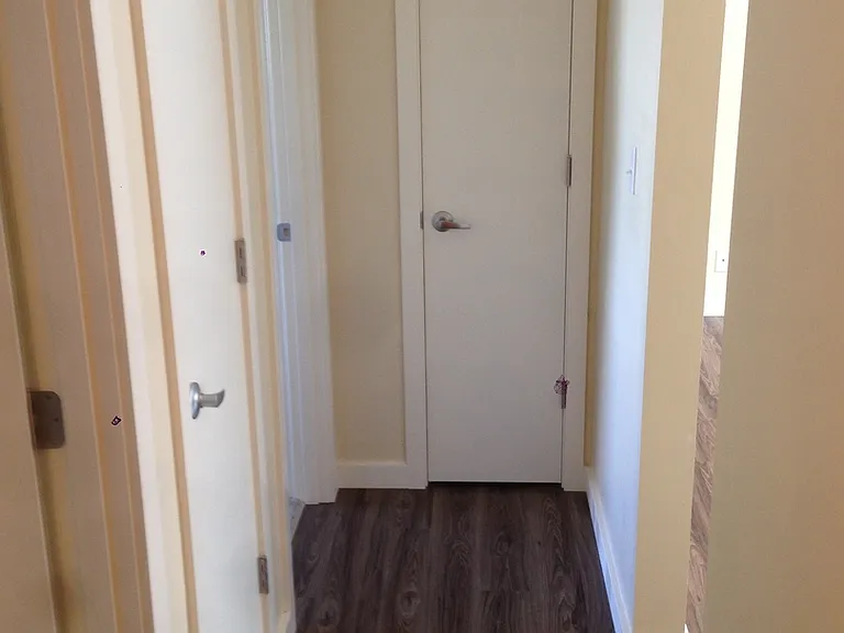 H04619mq -Ref Mari Don Apts — Photo 9