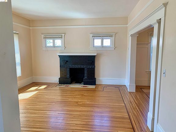 4th image of 1028 61st St