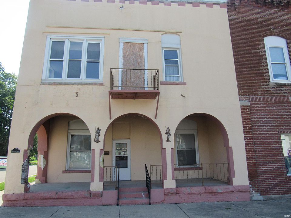 2nd image of 130 N Meridian St