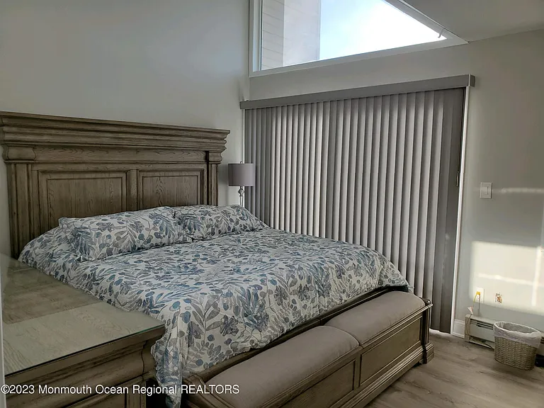 1704 Grand Central Ave — Photo 8